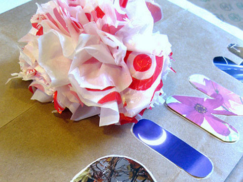 GL_ecowrap_bagbow Pompom made from plastic bag, by Eco Monster.