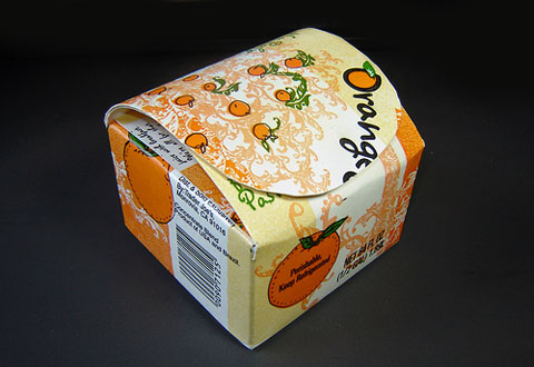 GL_ecowrap_orangebox Juice box remade into a fun gift box. Photo by Urban Woodswalker, Creative Commons.