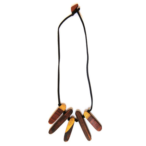 Goodlifer: Eco-Alternatives: 7 Pieces of (Sustainable) Wood Statement Jewelry