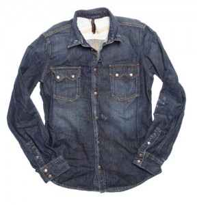 Even though the brand markets exclusively to males, many women wear the unisex styles.